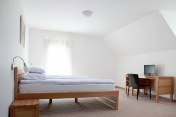 Фото номера Улучшенный двухместный номер с 1 кроватью Курортные отели Lobogo Resort г. Влэхица 6