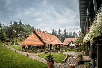 Фотографии Курортные отели Lobogo Resort г. Влэхица (Румыния) №4 Фото Курортные отели Lobogo Resort г. Влэхица 4